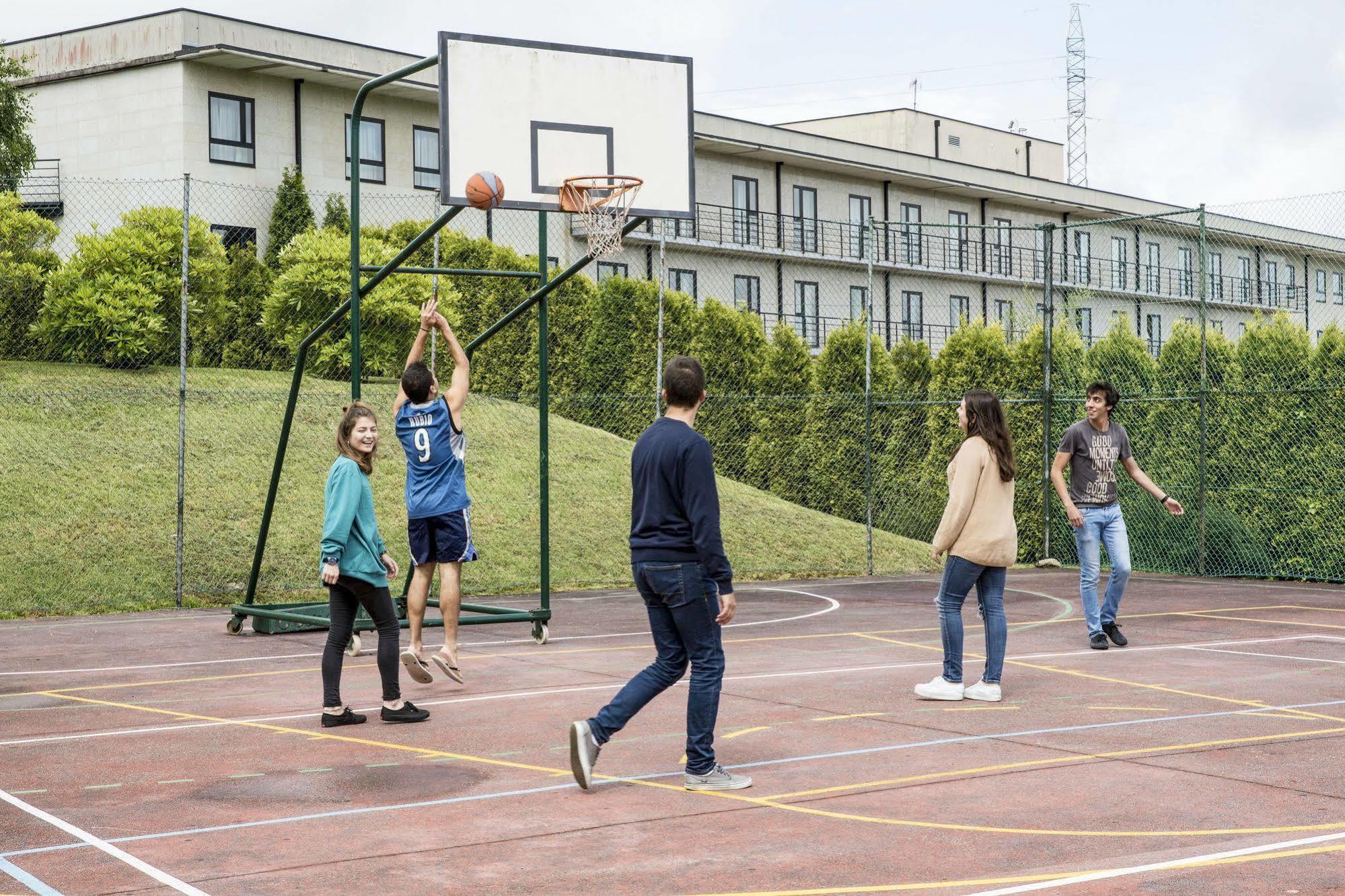 Residencia Universitaria Resa Siglo XXI Culleredo Dış mekan fotoğraf